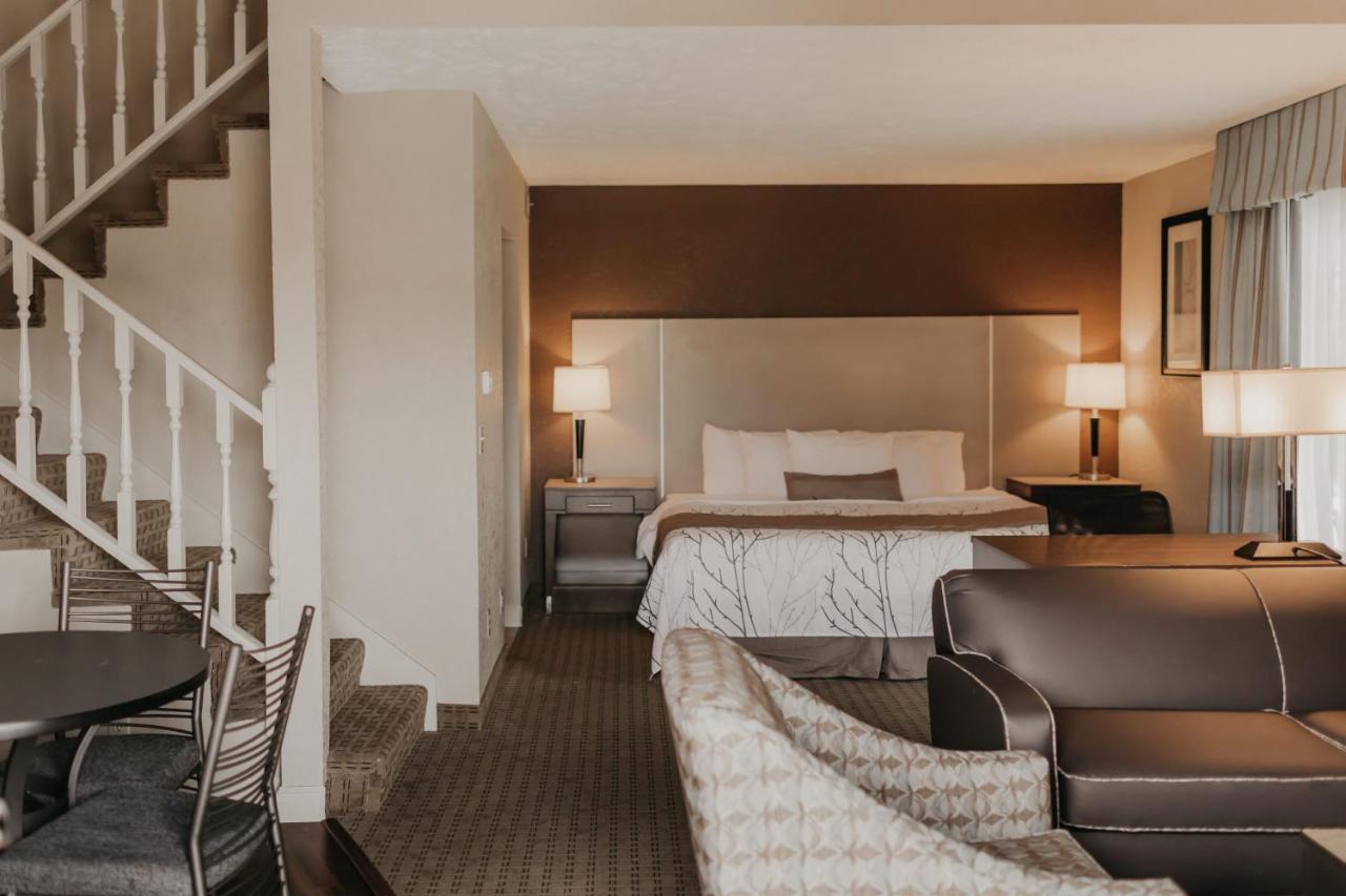 Eastland Suites Hotel & Conference Center Bloomington Eksteriør billede