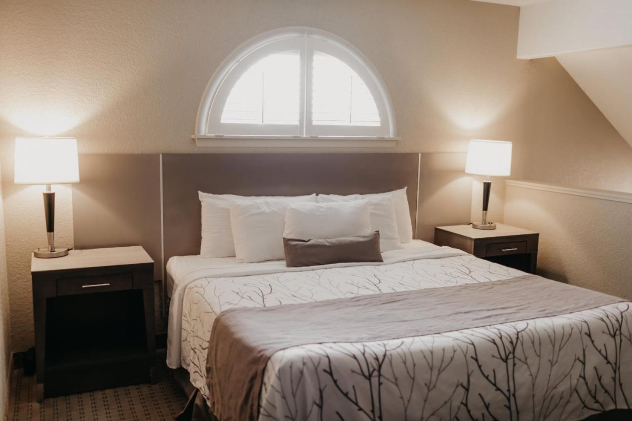 Eastland Suites Hotel & Conference Center Bloomington Eksteriør billede